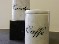 KUNSTHANDWERK-Dose aus Bianco Carrara Marmor-Berlin-in Italien hergestellt